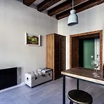 Ap 17 Apartment